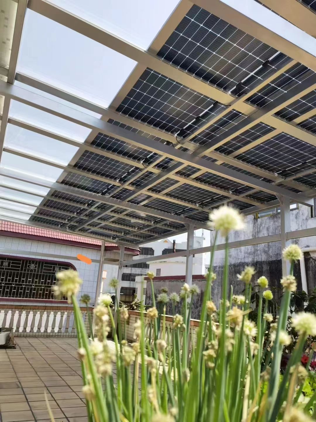 姜堰别墅家用屋顶太阳能发电系统安装
